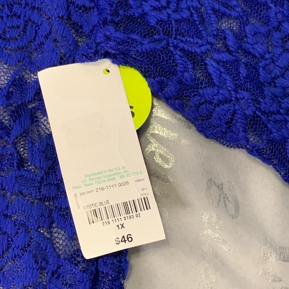 Decree Blouse - Picture 6 of 7